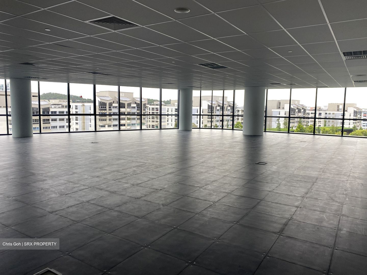 Woodlands Avenue 5 (D25), Office #459750301
